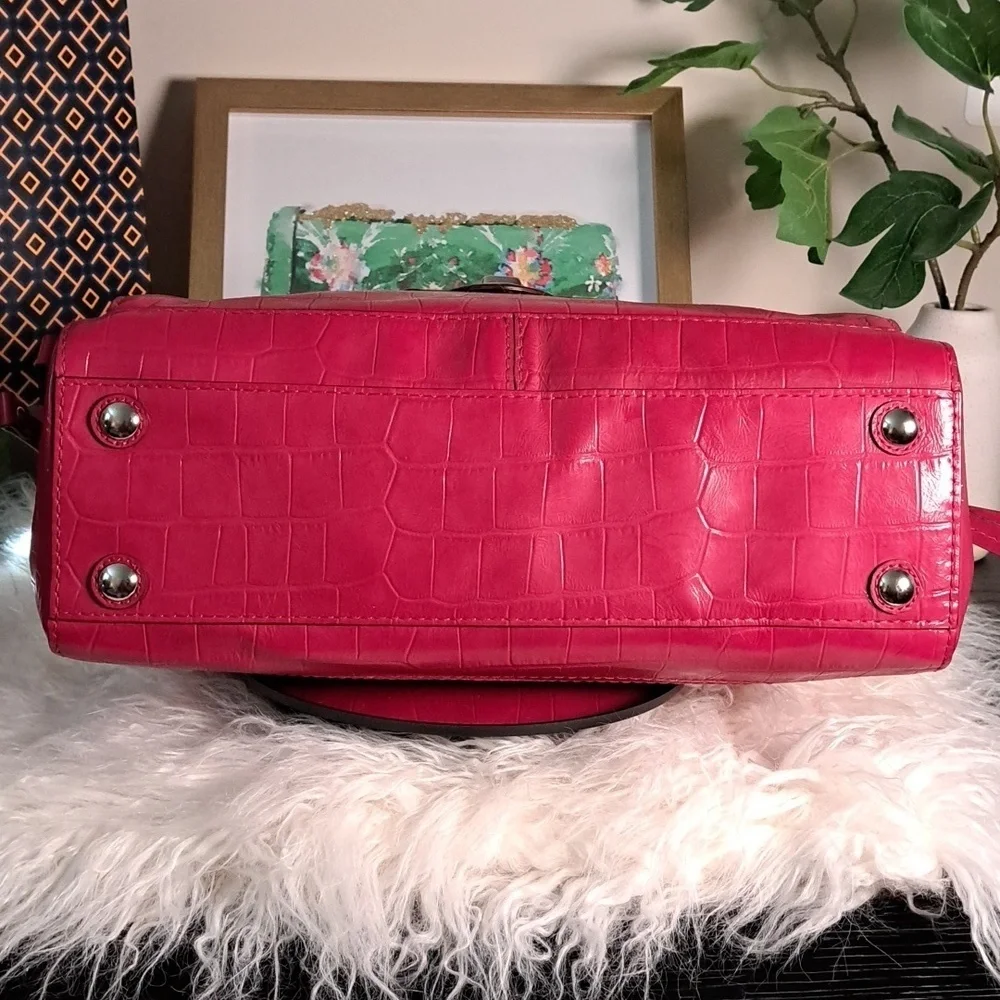 Coach NWTs Peyton Embossed Patent Leather Carryall Tote Bag